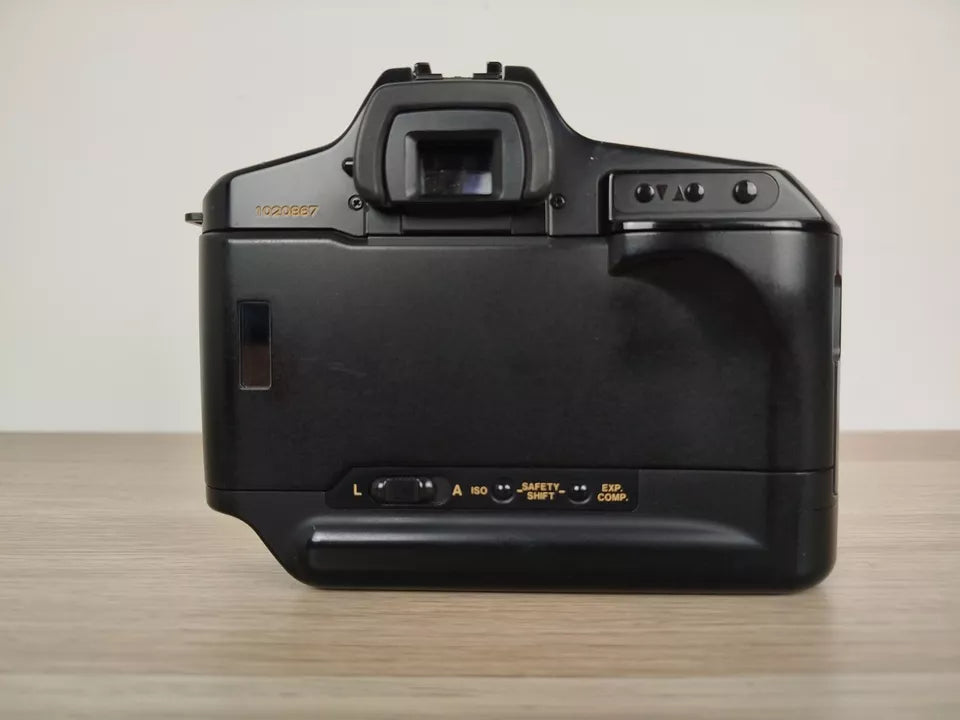 Fotocamera Analogica Canon T90 35mm SLR Nero Corpo Macchina E Manuale A Batterie