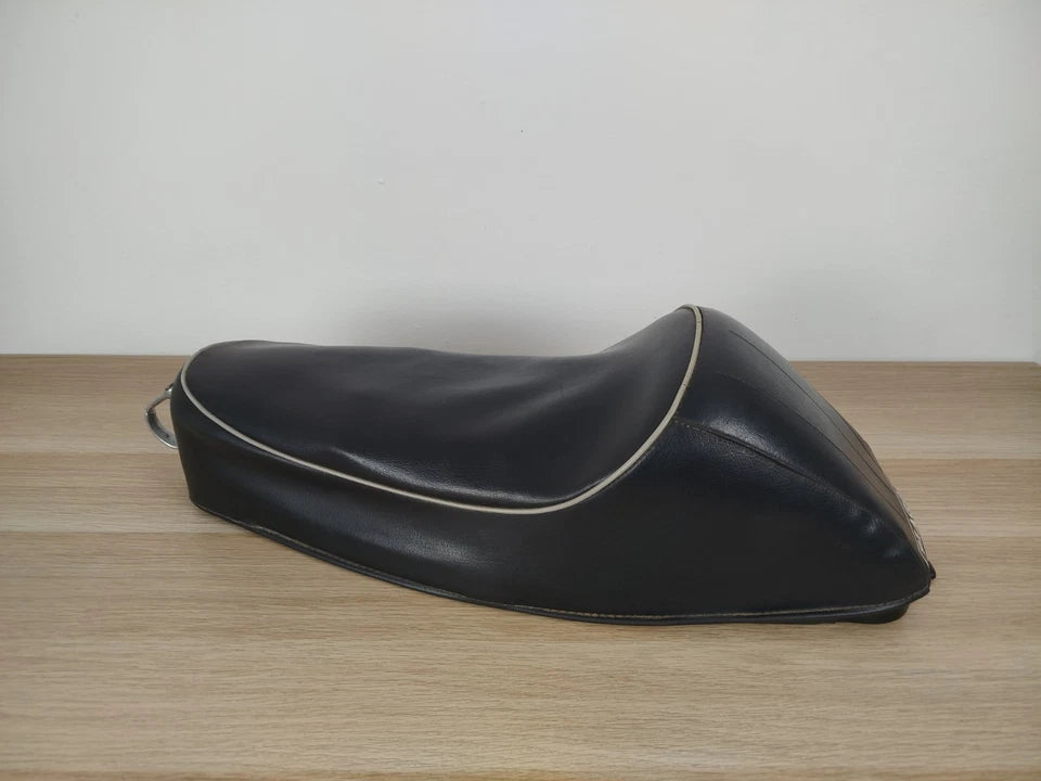 Sella Gobba Monoposto Piaggio Vespa 50 V5A SIP 121014 Vintage Epoca Pelle Nera