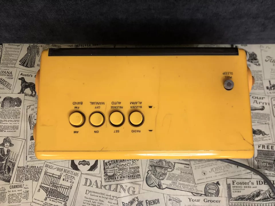 Radio Sveglia Orologio Sony Solid State Digimatic 8FC-100E Vintage Giallo