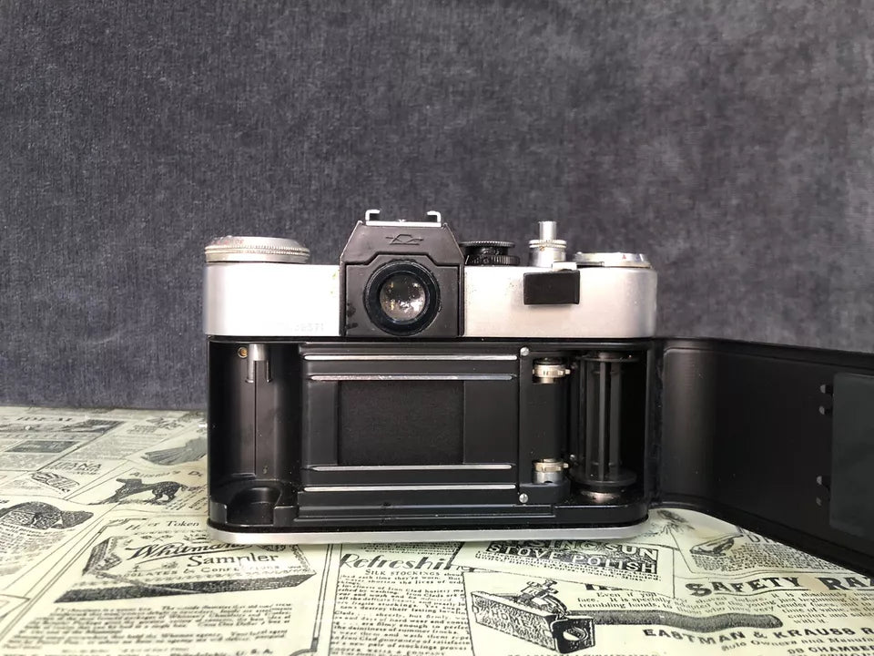 Fotocamera Analogica Zenit EM URSS Vintage Anni 80 Reflex 35mm Obiettivo Helios