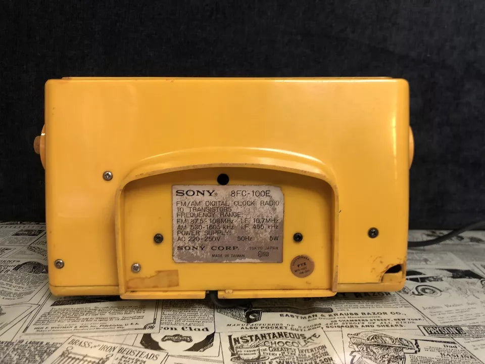 Radio Sveglia Orologio Sony Solid State Digimatic 8FC-100E Vintage Giallo
